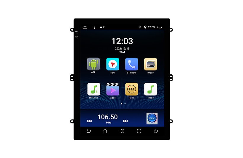 9.7″  CarPlay Infotainment Display — Built for Connected Driving